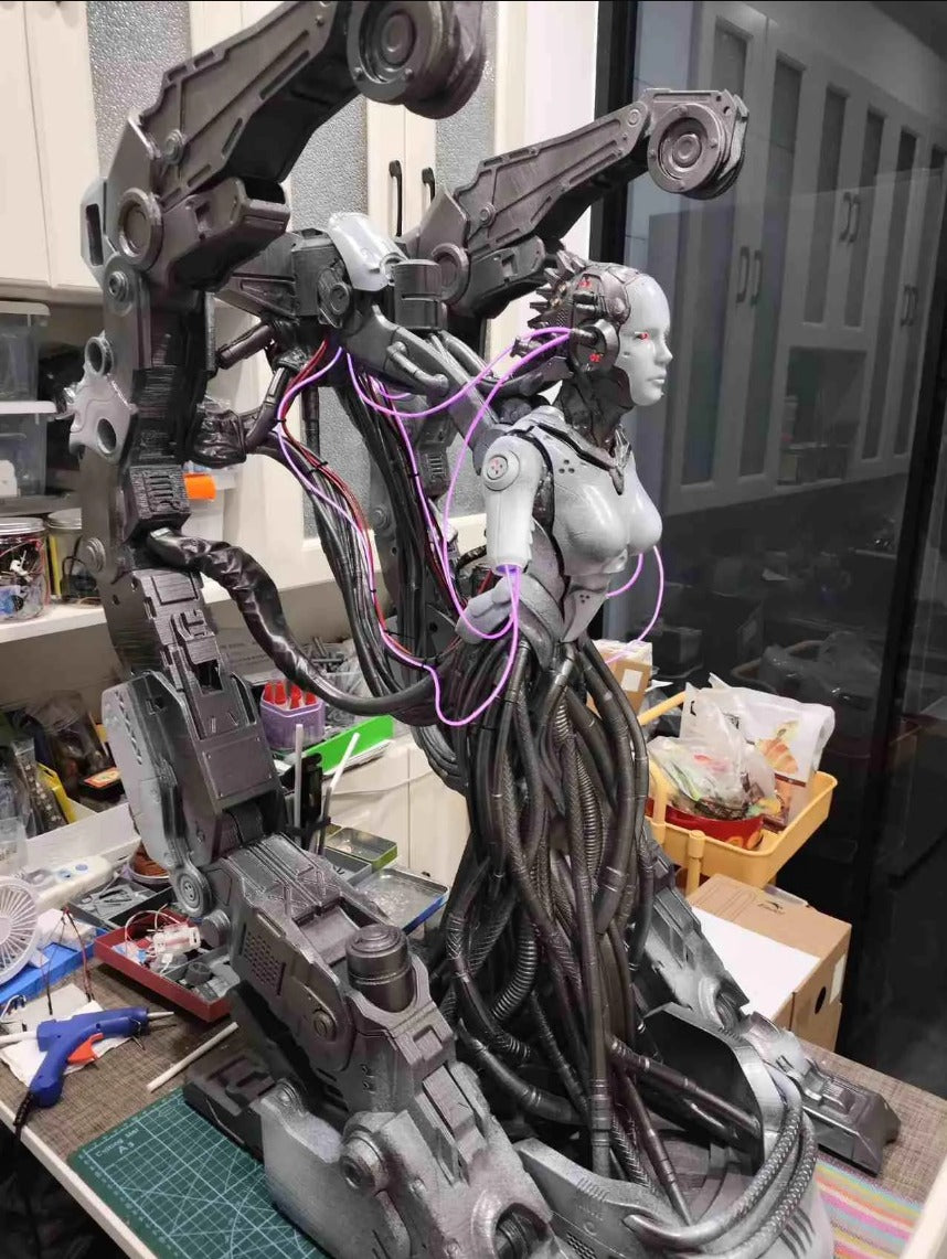 StarCraft Alien Commander Adjutant HUGE Female Figure with LED Lighting & Voice Control, Sci-Fi Statue